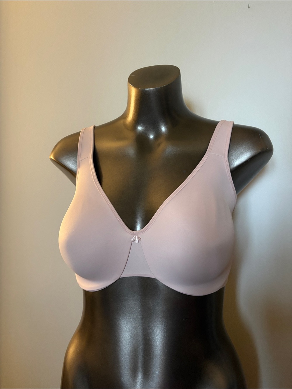 Delimira Seamless Wireless T-Shirt Bra in Light Mauve 34F .